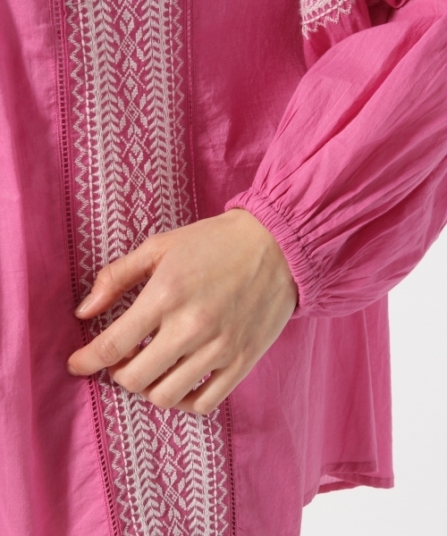 LOWRYS FARM(ローリーズファーム)の「シシュウブラウス/LS 785958 (シャツ/ブラウス・レディース・ブラウン/オフホワイト/ピンク・FREE)」の9枚目の写真