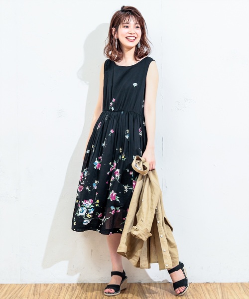 natural couture（ナチュラルクチュール）の「コットンボイルフラワーワンピ（ワンピース・レディース・オフホワイト/ブラック/レッド・FREE）」の8枚目の写真