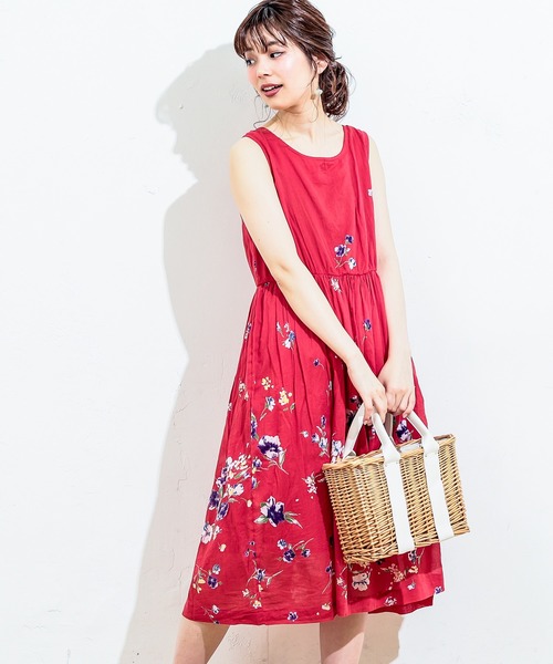 natural couture（ナチュラルクチュール）の「コットンボイルフラワーワンピ（ワンピース・レディース・オフホワイト/ブラック/レッド・FREE）」の13枚目の写真