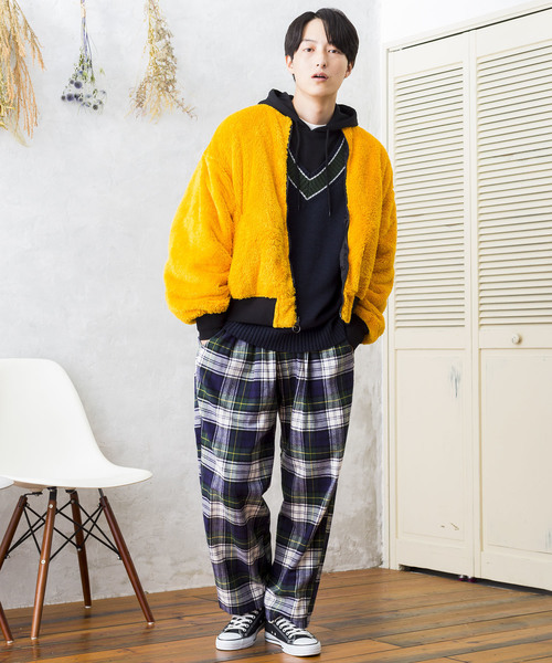 WEGO(ウィゴー)の「WEGO/リバーシブルボアMA-1(MA-1・メンズ・ワイン/マスタード/オレンジ/ベージュ系その他/ブラック・MEDIUM/LARGE)」の18枚目の写真