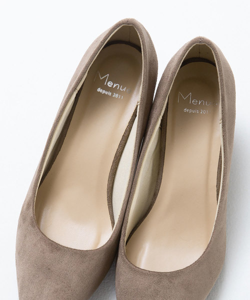 menue(メヌエ)の「極上のふわふわ美パンプス スタック調ヒールver. ポインテッドトゥ ミドルヒール パンプス(パンプス・レディース・ブラック/ネイビー/ボルドー/ブラック系その他/ブラウン系その他/チェック/ブラック系その他2/テラコッタ・22cm/22.5cm/23cm/23.5cm/24cm/24.5cm/25cm/25.5cm/26.5cm/26.0cm/21.5cm)」の19枚目の写真