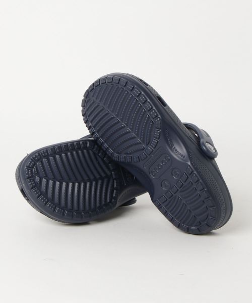 crocs（クロックス）の「crocs クロックス classic クラシック 10001-410 navy（サンダル・メンズ・ブルー・23.0cm/24.0cm/25.0cm/26.0cm/27.0cm/28.0cm/22.0cm/29.0cm）」の3枚目の写真
