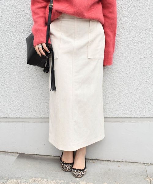 SHIPS（シップス）の「コーデュロイベルトスカート（スカート・レディース・ネイビー/オフホワイト/キャメル・38/36）」の2枚目の写真