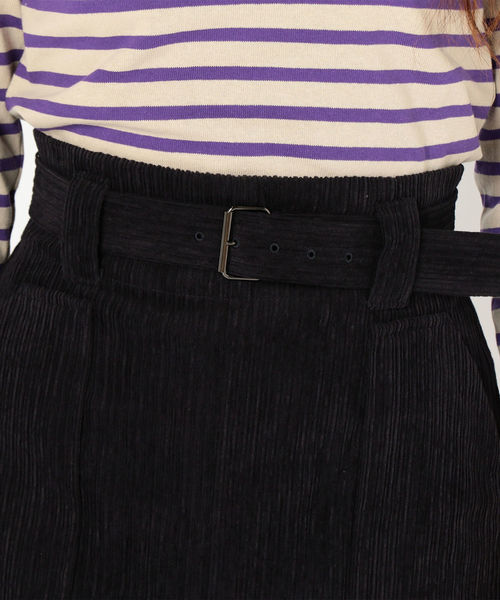 SHIPS（シップス）の「コーデュロイベルトスカート（スカート・レディース・ネイビー/オフホワイト/キャメル・38/36）」の17枚目の写真