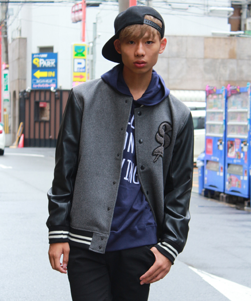 WEGO（ウィゴー）の「WEGO/メルトンスタジャン（スタジャン・メンズ・ブラック/ダークグレー/ブルー・MEDIUM/LARGE）」の2枚目の写真