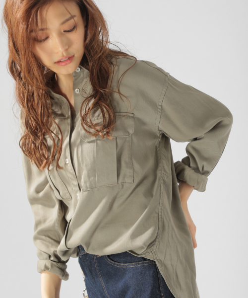 BAYFLOW(ベイフロー)の「ミリタリーシャツ(シャツ/ブラウス・レディース・ホワイト/チャコールグレー/カーキ・SMALL/MEDIUM)」の12枚目の写真