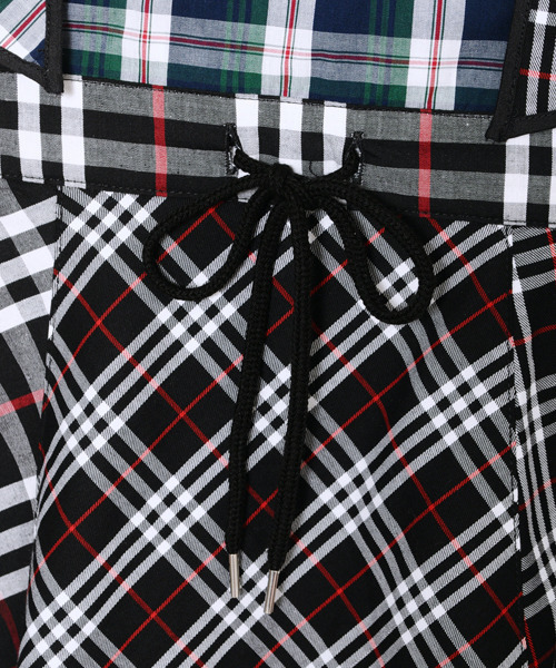 Candy Stripper(キャンディストリッパー)の「CHECK MIXED エプロン ワンピース(ワンピース・レディース・ブラック/ネイビー・1/2)」の8枚目の写真