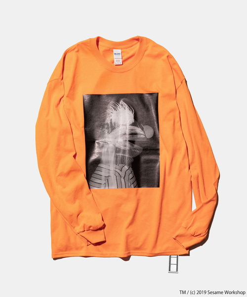 ROOPTOKYO(ループトウキョウ)の「NEGA/ネガ by SURF/BRAND SESAMESTREET Photo L/S Tee(Tシャツ/カットソー・メンズ・ブラック/ホワイト/ライム/オレンジ・XL/S/XXL/L/M)」の4枚目の写真
