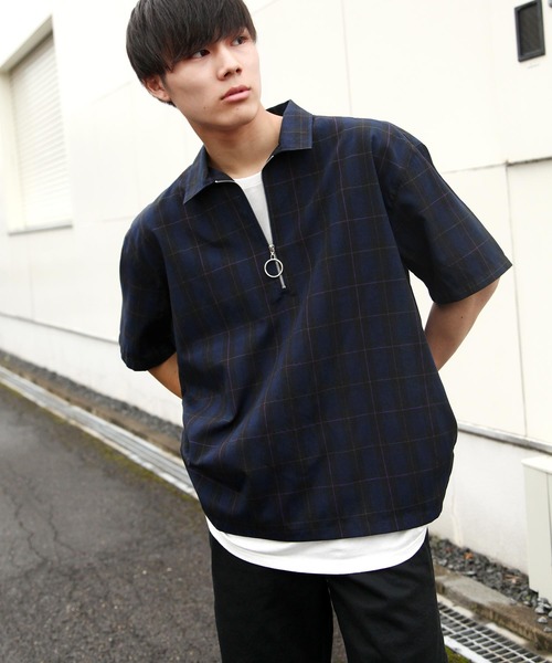 ZIP FIVE(ジップファイブ)の「【ZIP FIVE】【クールドライタッチ素材】 リネンハーフジップ半袖シャツ(Tシャツ/カットソー・メンズ・ホワイト/ブラック/ベージュ/ネイビー/カーキ/サックスブルー/ブラック系その他/ベージュ系その他/ブルー系その他/ブルー系その他2・MEDIUM/LARGE/X-LARGE)」の9枚目の写真