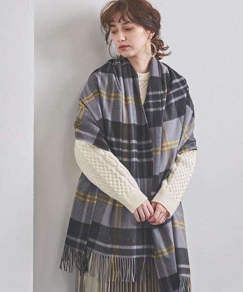 Johnstons of Elgin（ジョンストンズオブエルガン）の「＜JOHNSTONS（ジョンストンズ）＞カシミヤ M/V ストール（ストール/ショール・レディース・オレンジ/コバルトブルー/ブラック/グレー/ネイビー・FREE）」の2枚目の写真