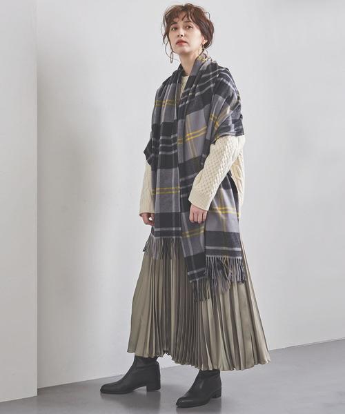 Johnstons of Elgin（ジョンストンズオブエルガン）の「＜JOHNSTONS（ジョンストンズ）＞カシミヤ M/V ストール（ストール/ショール・レディース・オレンジ/コバルトブルー/ブラック/グレー/ネイビー・FREE）」の13枚目の写真