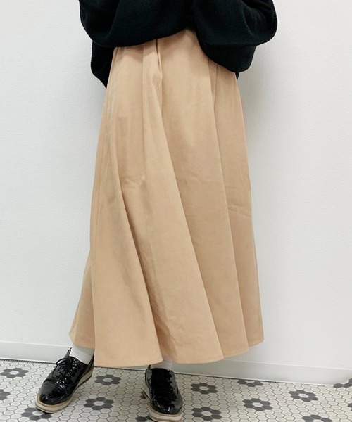 apres jour(アプレジュール)の「ツイル起毛フレアスカート【ZOZOTOWN限定アイテム】(スカート・レディース・ダークブラウン/ベージュ/カーキ/アイボリー・フリー)」の4枚目の写真