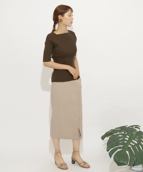 SENSE OF PLACE by URBAN RESEARCH（センスオブプレイスバイアーバンリサーチ）の「オーガニックコットンスクエアネックセーター（ニット/セーター・レディース・ブラウン/アイボリー/ラベンダー/ライトカーキ/ブラック・FREE）」の6枚目の写真