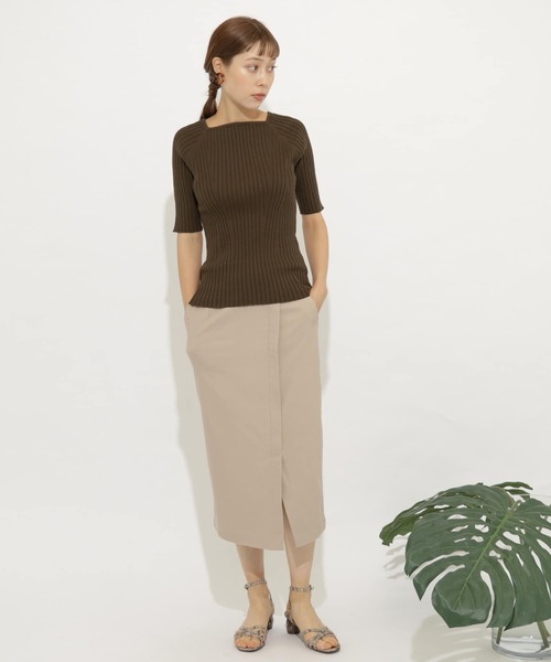 SENSE OF PLACE by URBAN RESEARCH（センスオブプレイスバイアーバンリサーチ）の「オーガニックコットンスクエアネックセーター（ニット/セーター・レディース・ブラウン/アイボリー/ラベンダー/ライトカーキ/ブラック・FREE）」の7枚目の写真