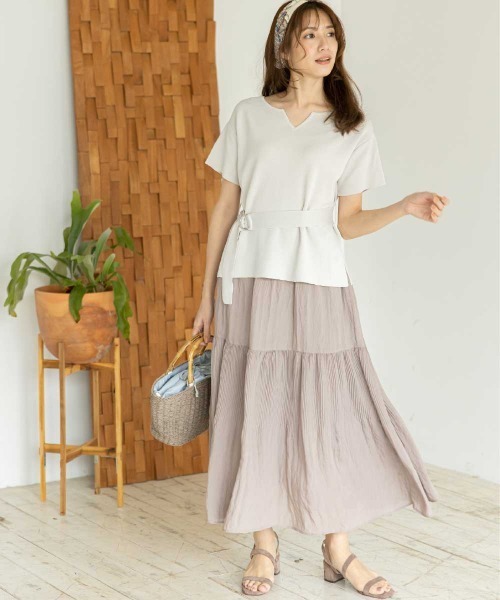 12Twelve Agenda(トゥエルブ アジェンダ)の「シャイニーボイルプリーツ切替スカート(スカート・レディース・ベージュ/ブラウン/ブルー・M)」の16枚目の写真