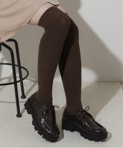 Chico（チコ）の「タンクソールローファー（ローファー・レディース・ブラック/ブラウン・SMALL/MEDIUM/LARGE）」の2枚目の写真