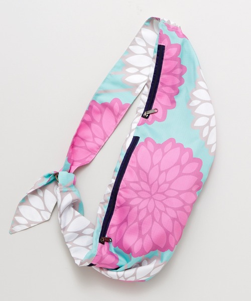 カヤ（カヤ）の「【カヤ】行楽たすきバッグ 和モダン花（ショルダーバッグ・レディース・ホワイト/ネイビー/レッド/イエロー/ブルー/グリーン・FREE）」の4枚目の写真