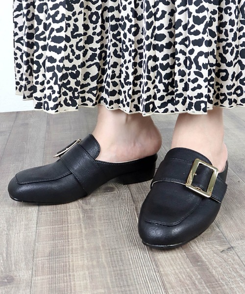 バリー シンプルなバリーのミュール ぎこちなく 