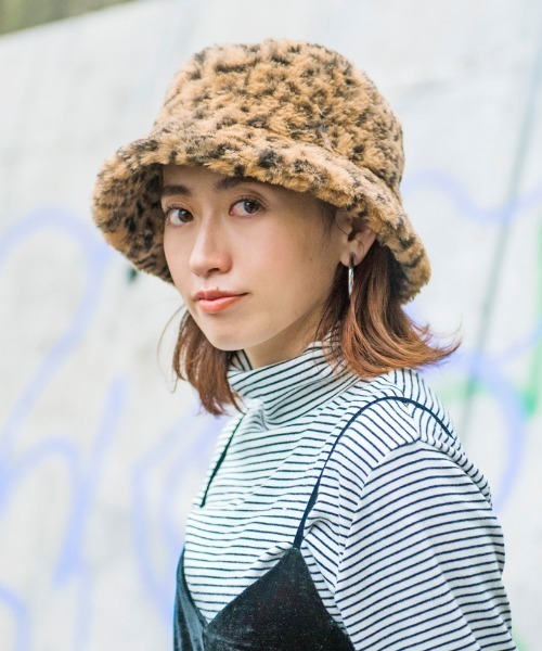milsa（ミルサ）の「【milsa】Fake Fur Bucket Hat / 【ミルサ】エコファー　バケットハット（ハット・レディース・ブラック/レオパード/グレイッシュベージュ/ベージュ/アイボリー・M/57.5cm）」の5枚目の写真