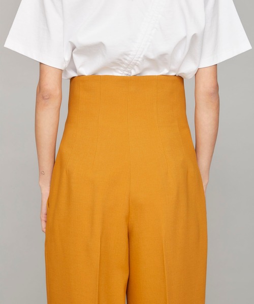ELIN ハイウエスト　クロップド　ワイドパンツ
¥38,500 ELIN ハイウエスト クロップド ワイドパンツ ¥38,500 ELIN