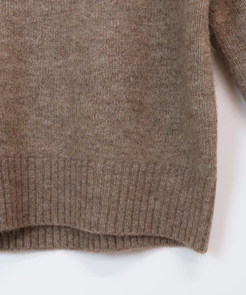 ストレッチハイネックニットトップス