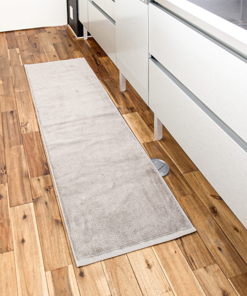 sarasa design(サラサデザイン)の「b2c スーパーパイルフェザー キッチンマット-S(ラグ/マット・レディース・チャコールグレー/ライトグレー・ONESIZE)」の2枚目の写真