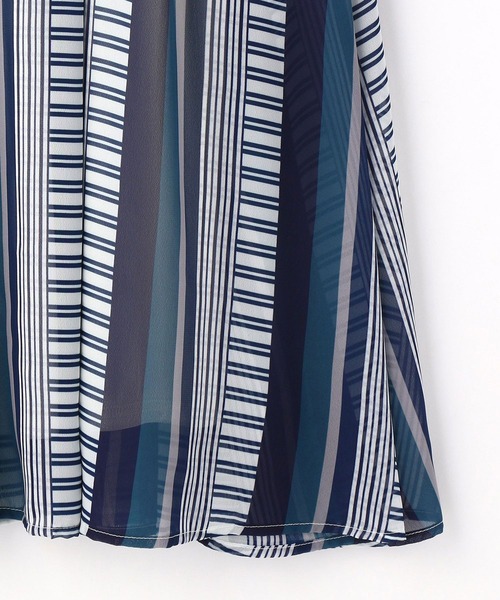 NICOLE white(ニコルホワイト)の「ストライプギャザースカート(スカート・レディース・レッド/ネイビー・FREE)」の6枚目の写真