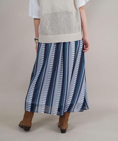 NICOLE white(ニコルホワイト)の「ストライプギャザースカート(スカート・レディース・レッド/ネイビー・FREE)」の8枚目の写真