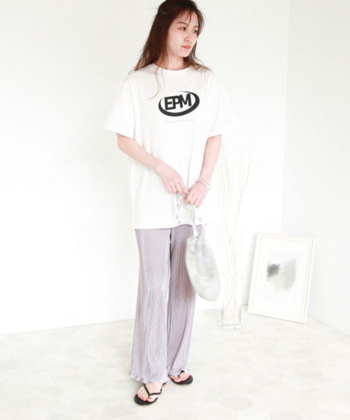 EPIMI E'PIMMY（エピミエピミー）の「【ユニセックス】"EPM"アソートロゴT（Tシャツ/カットソー・レディース・ホワイト/ブラック/オフホワイト/グレイッシュブルー・MEDIUM）」の6枚目の写真