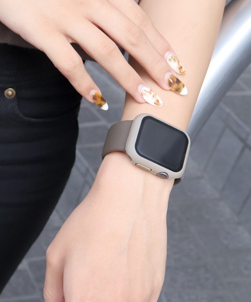 Urban Coral(アーバンコーラル)の「Apple Watch Case / アップルウォッチ ケース 強化ガラス バンパー カバー / Urban Coral(デジタル腕時計・レディース・ホワイト/ブラック/ダークグリーン/ネイビー/カーキ/シルバー/ピンクゴールド/ライトピンク/レッド/イエロー/ライトグリーン/ラベンダー/ミント/クリア/マジェンタ/ブルー系その他/グレー系その他/ゴールド系その他/シルバー系その他・40mm/44mm/41mm/45mm/46/42mm)」の3枚目の写真