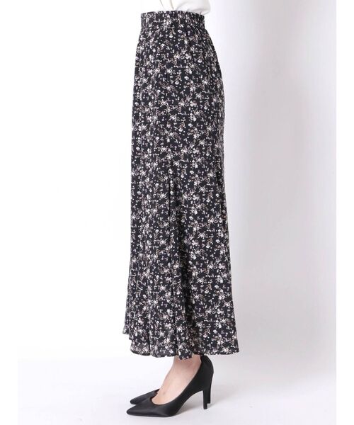 LAGUNAMOON（ラグナムーン）の「フラワープリントナロースカート（スカート・レディース・ブラック/イエロー/アイボリー・SMALL/MEDIUM）」の5枚目の写真