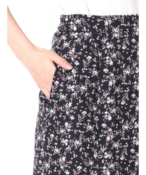 LAGUNAMOON（ラグナムーン）の「フラワープリントナロースカート（スカート・レディース・ブラック/イエロー/アイボリー・SMALL/MEDIUM）」の9枚目の写真