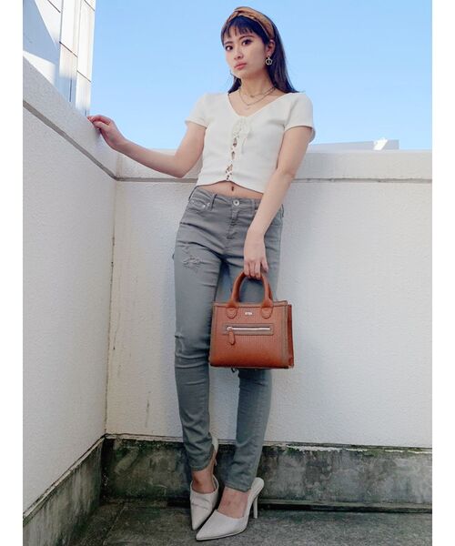 GYDA(ジェイダ)の「ワッフル2WAYスピンドルTシャツ(Tシャツ/カットソー・レディース・オフホワイト/ブラック/ベージュ・FREE)」の4枚目の写真