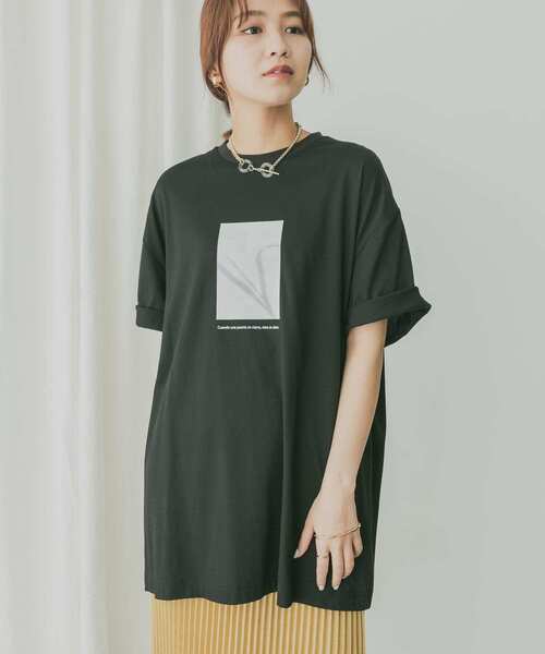 KBF+（ケービーエフプラス）の「KBF+　アソートモノトーンフォトTシャツ（Tシャツ/カットソー・レディース・オフホワイト/ブラック・ONE）」の2枚目の写真