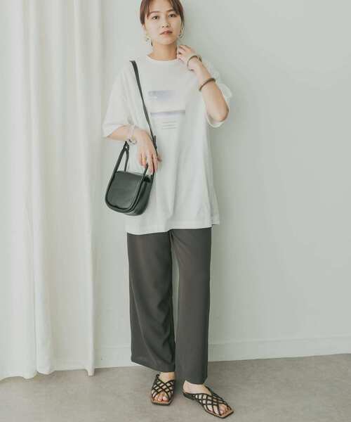 KBF+（ケービーエフプラス）の「KBF+　アソートモノトーンフォトTシャツ（Tシャツ/カットソー・レディース・オフホワイト/ブラック・ONE）」の8枚目の写真