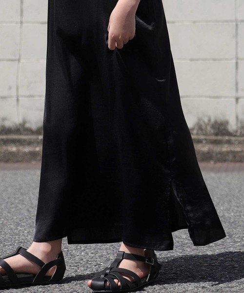 antiqua（アンティカ）の「軽やかに揺れる♪サテンキャミワンピース（ワンピース・キッズ・グリーン/ブラック/ブルー・5/3/6/4）」の12枚目の写真