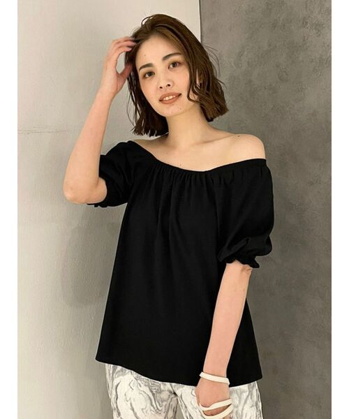 EMODA（エモダ）の「ギャザーオフショルダートップ（シャツ/ブラウス・レディース・その他/ブラック/グレー/ピンク・FREE）」の2枚目の写真
