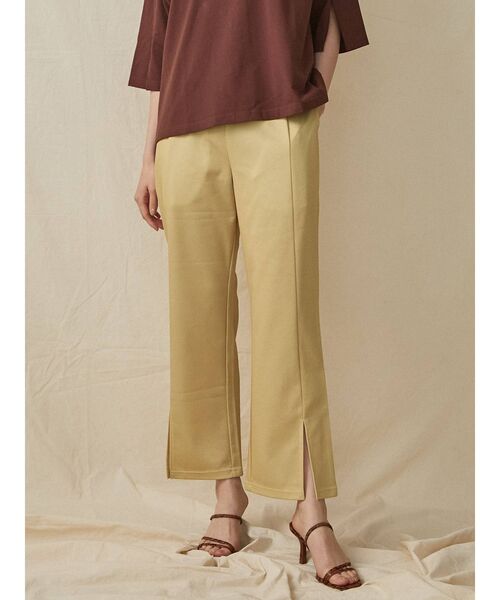 COTORICA(コトリカ)の「カラーカットフレアーパンツ【セットアップ対応】(その他パンツ・レディース・ブラック/イエロー/アイボリー/ミント・FREE)」の19枚目の写真