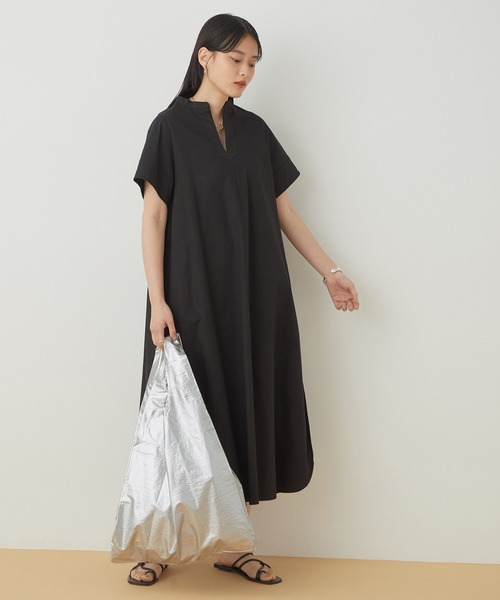 ADAM ET ROPE'（アダムエロペ）の「【BAGGU】Standard Baggu メタリック（エコバッグ/サブバッグ・レディース・シルバー/ゴールド・M）」の3枚目の写真