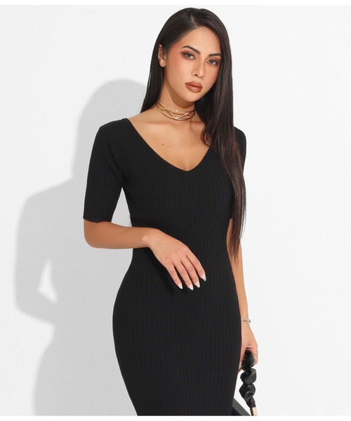 LATINA(ラティーナ)の「半袖ソフトタッチリブワンピース(ワンピース・レディース・ブラック/グレイッシュベージュ・FREE)」の3枚目の写真