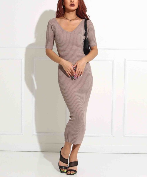 LATINA(ラティーナ)の「半袖ソフトタッチリブワンピース(ワンピース・レディース・ブラック/グレイッシュベージュ・FREE)」の14枚目の写真