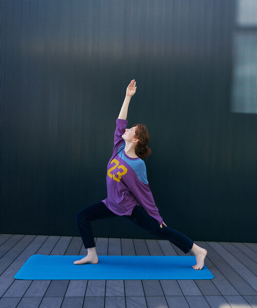 BEAMS BOY（ビームスボーイ）の「SCREEN STARS × BEAMS BOY / 別注 23 クレイジー フットボールTシャツ（Tシャツ/カットソー・レディース・パープル/ネイビー・ONE SIZE）」の15枚目の写真