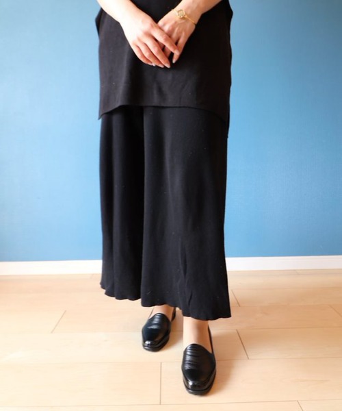 HERMOSA(エレモーサ)(エレモーサ)の「ソフト牛革 3Eカジュアルシューズ(モカシン/デッキシューズ・レディース・ブラック/ブロンズ/ネイビー/ブルー系その他/ブラック系その他・23.5cm/23.0cm/24.0cm/22.5cm/24.5cm/22.0cm/21.5cm)」の17枚目の写真