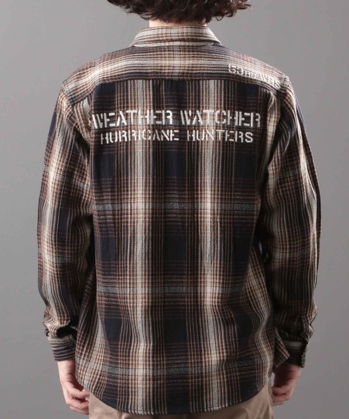 AVIREX(アヴィレックス)の「チェックシャツ ハリケーン ハンター/L/S CHECK SHIRT HURRICANE HUNTER/アヴィレックス/AVIREX(シャツ/ブラウス・メンズ・ベージュ/ネイビー/レッド/ブルー・MEDIUM/LARGE/X-LARGE/XX-LARGE)」の7枚目の写真