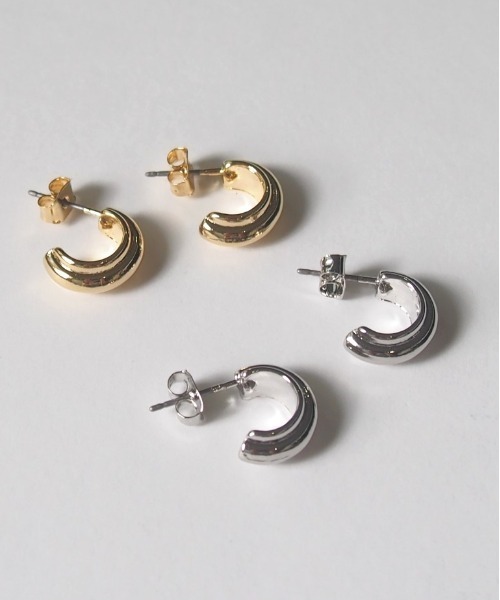 mille blanc(ミルブラン)の「【ニッケルフリー】シンプルメタルピアス(ピアス(両耳用)・レディース・ゴールド/シルバー・FREE)」の10枚目の写真