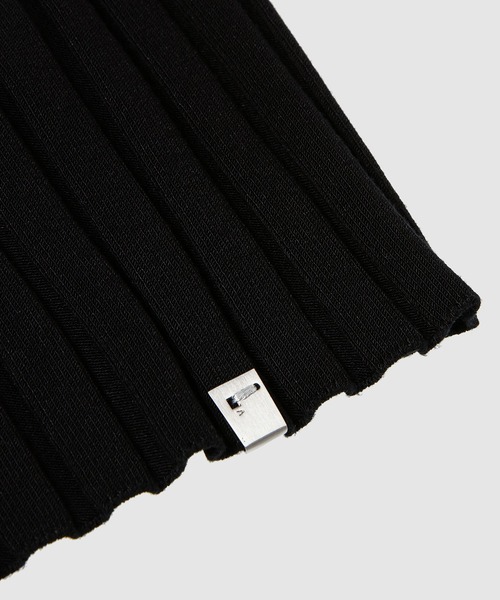 1017 ALYX 9SM(アリクス)の「WIDE RIBBED KNIT SWEATER(ニット/セーター・メンズ・ブラック・MEDIUM/LARGE/X-LARGE)」の3枚目の写真