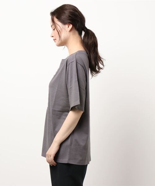 FREE'S MART(フリーズマート)の「モノトーンフォトグラフィティプリントTシャツ(Tシャツ/カットソー・レディース・ホワイト/ブラック/グレー・FREE)」の7枚目の写真