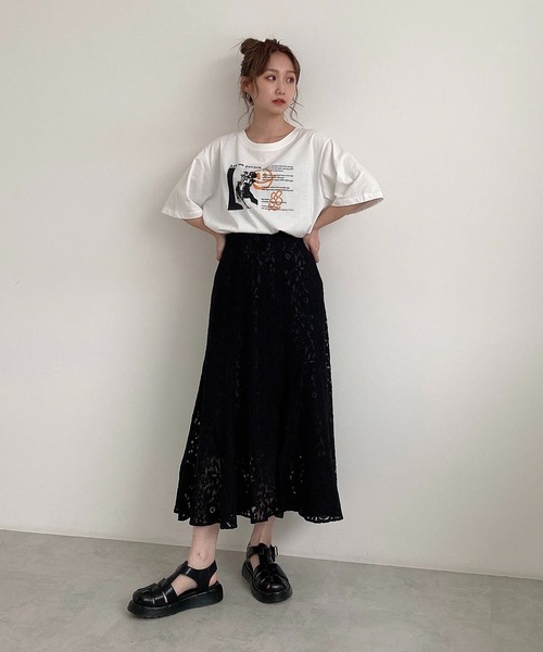 FREE'S MART(フリーズマート)の「モノトーンフォトグラフィティプリントTシャツ(Tシャツ/カットソー・レディース・ホワイト/ブラック/グレー・FREE)」の5枚目の写真