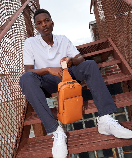 大人気★COACH ゴッサム パック★ボディバッグ ギフトに最適 COACH（コーチ）の「ゴッサム パック（ボディバッグ/ウエスト