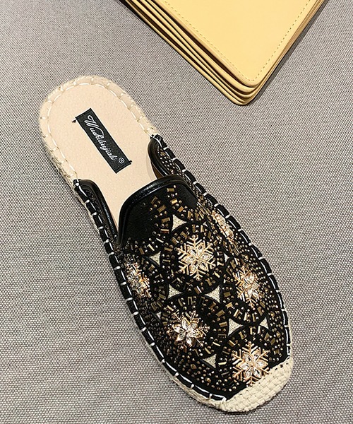 me+em select（ミームセレクト）の「ストーンビジュー刺繍ジュートフラットサンダル（サンダル・レディース・ブラック/アイボリー・24/23.5）」の8枚目の写真